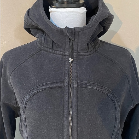 Lululemon Scuba Hoodie, Black, Size 10(?) - Picture 7 of 12